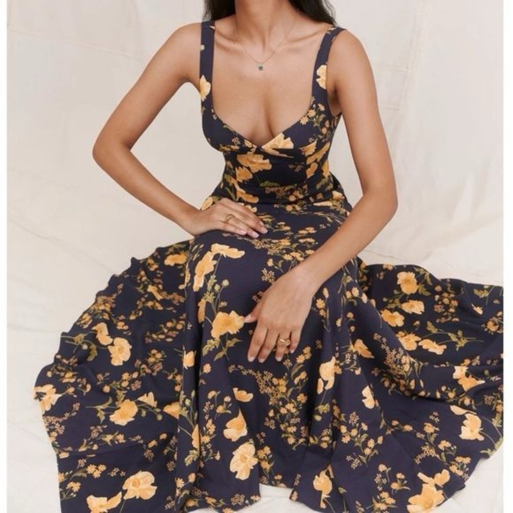 Reformation Lecce Dress in color Bernadette Size 4